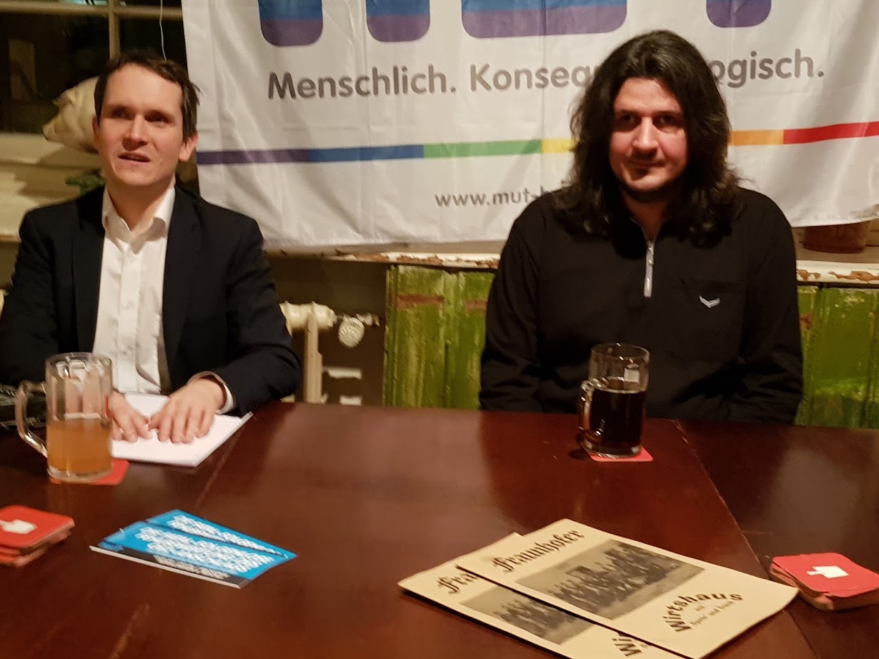Podium Inklusion. Inklusive Gesellschaft. Steffen Erzgraber (links) Florian Deroubaix (rechts)