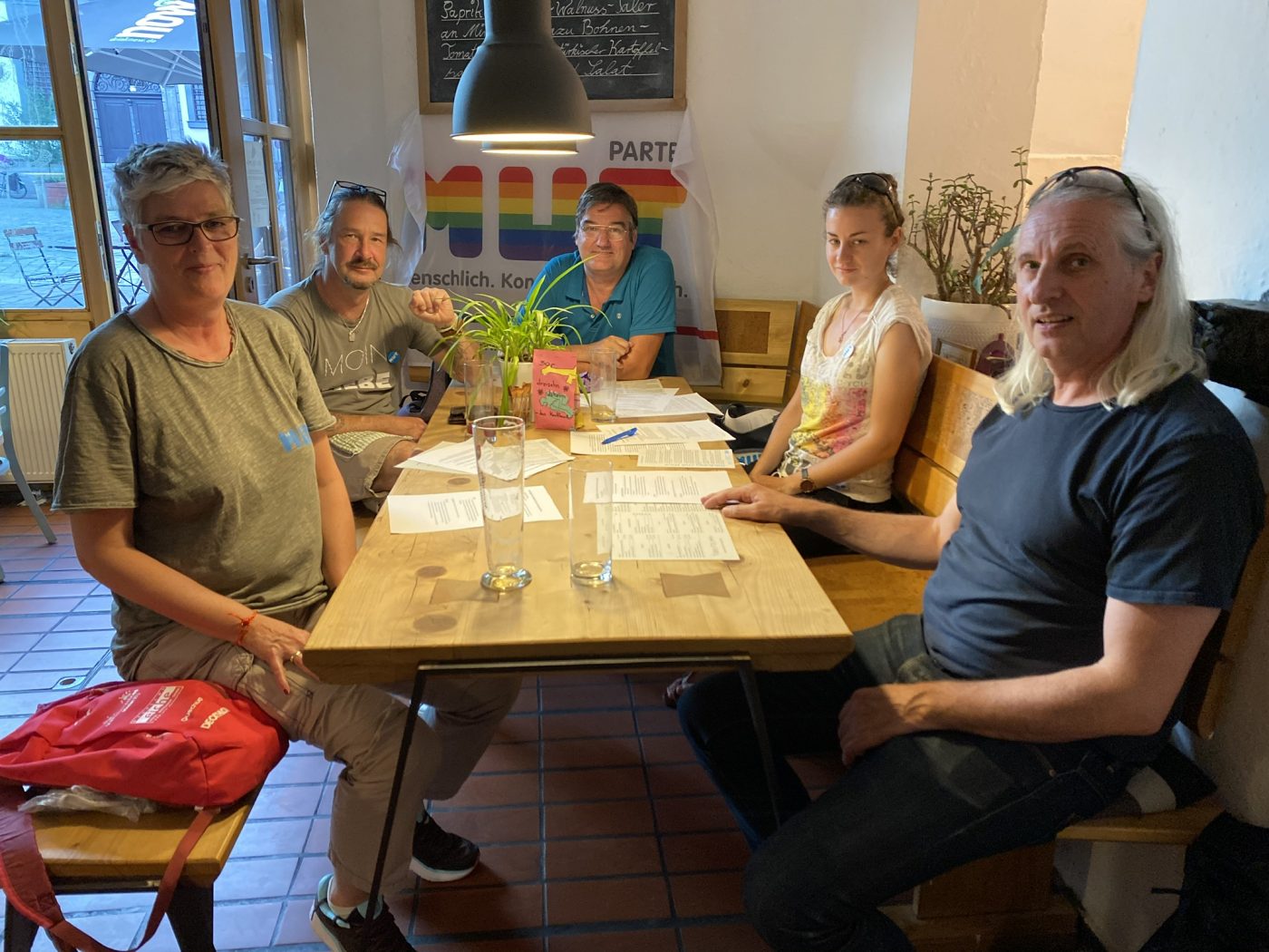 bildungspolitisches mut-Treffen in der Mühle Dreizehn in Augsburg am 07.08.2020